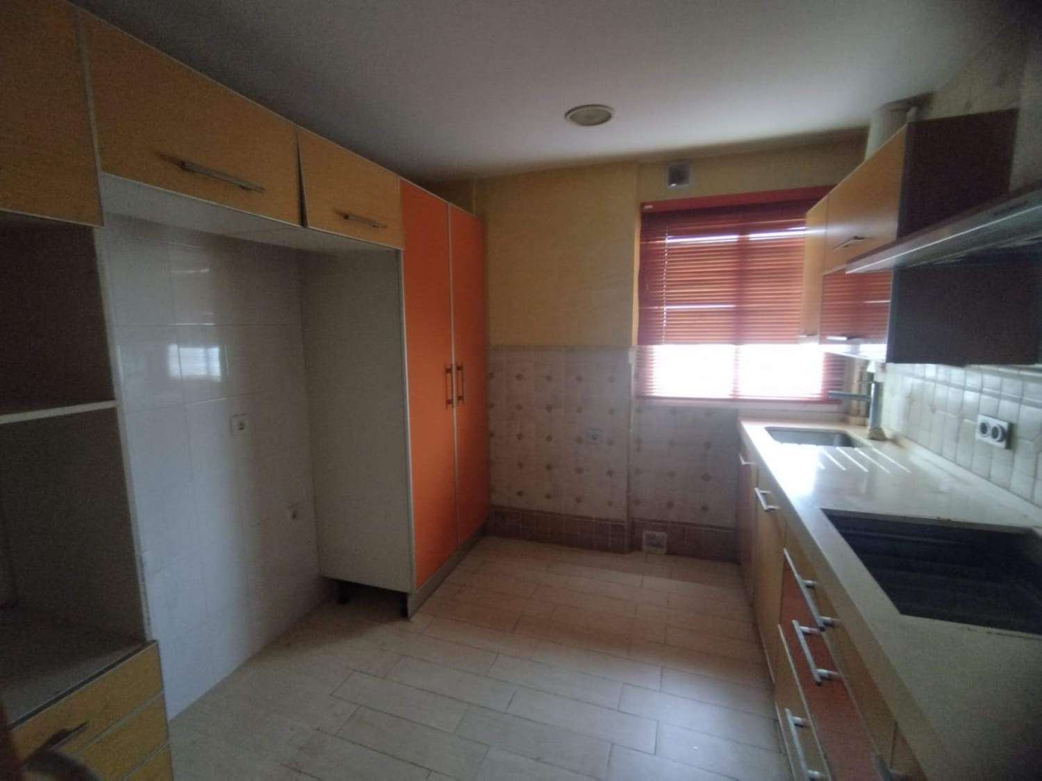 PISO EN VENTA ZONA CARREFOUR NORTE AVDA DE EUROPA