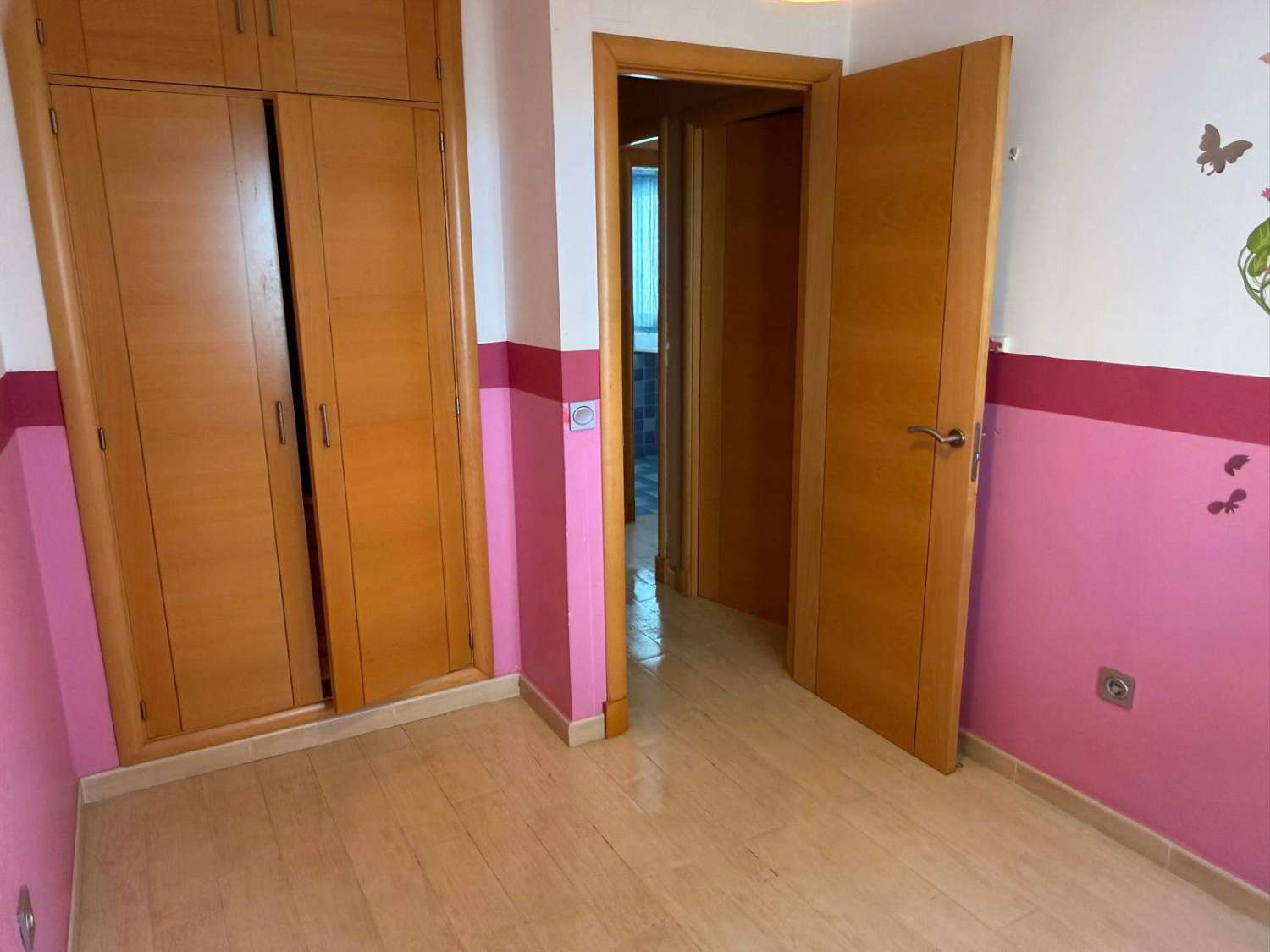 PISO EN VENTA ZONA CARREFOUR NORTE AVDA DE EUROPA