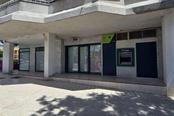LOCAL EN VENTA EN ZONA DE LAS ADELFAS