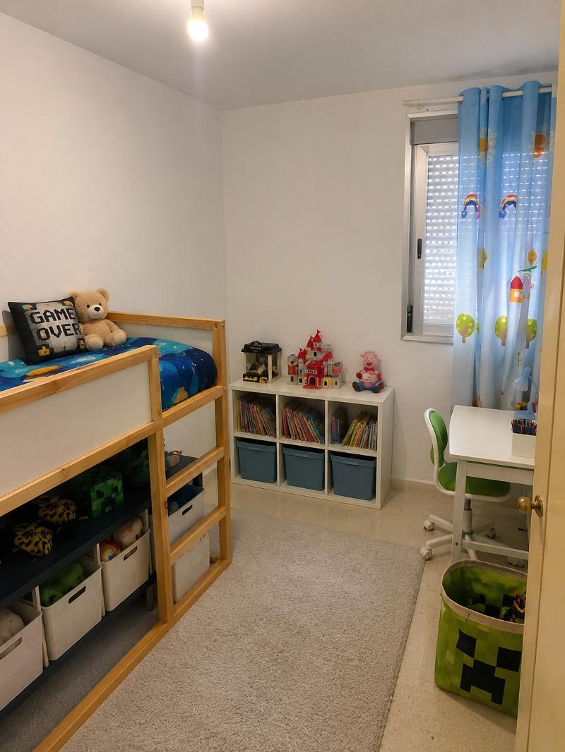 PISO EN VENTA CERCANA A RONDA DEL ESTERO