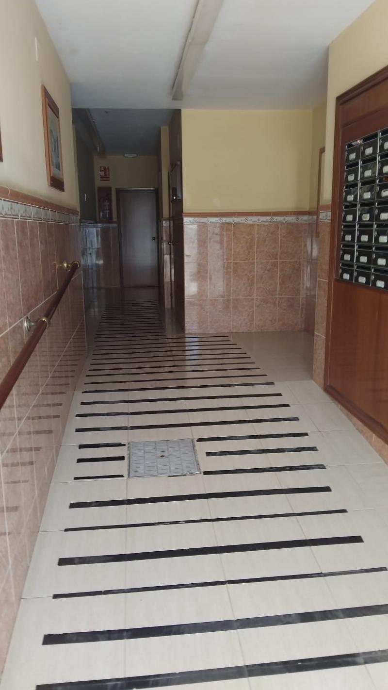 PISO EN VENTA CERCANA A RONDA DEL ESTERO